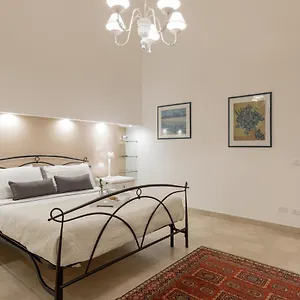 https://antica-residenza-adua.hotelinveneto.com