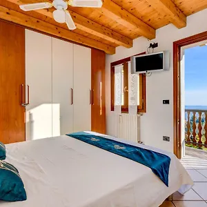 Lago Blu Apartment
