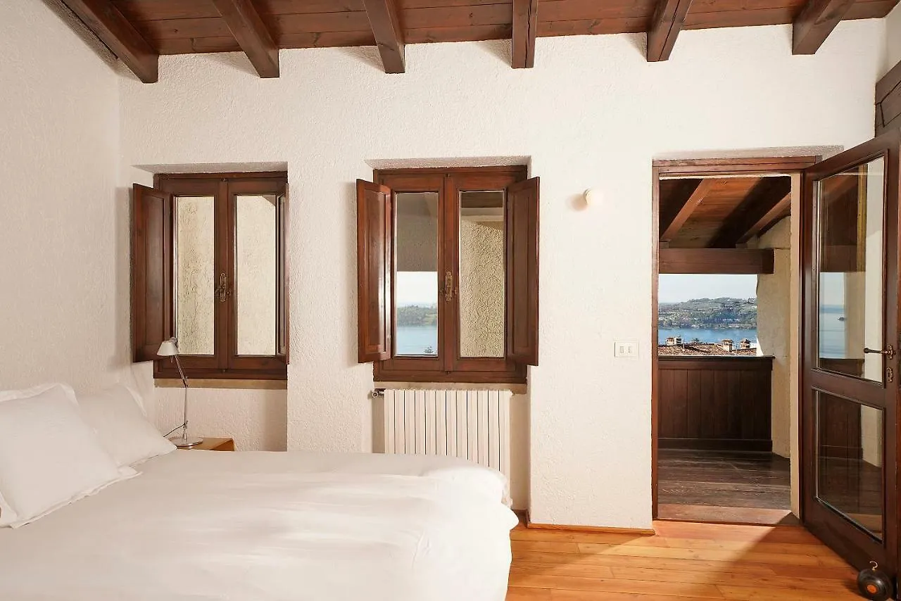Bed and Breakfast Il Chiostrino Gardone Riviera Frühstückspension